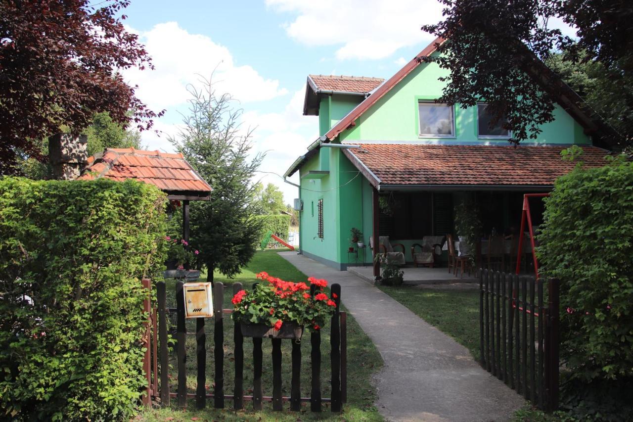 Charming Studio Masa ปาลิช ภายนอก รูปภาพ
